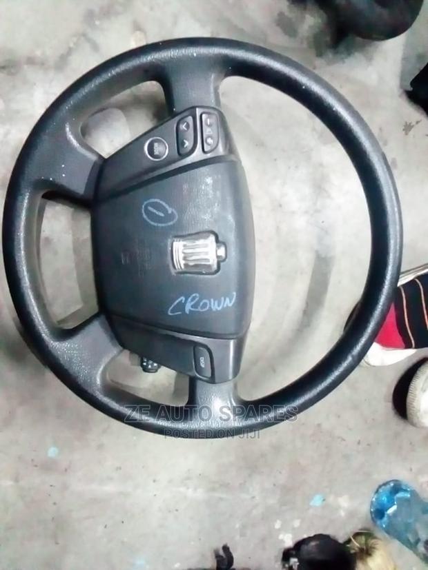 Toyota Crown Airbag