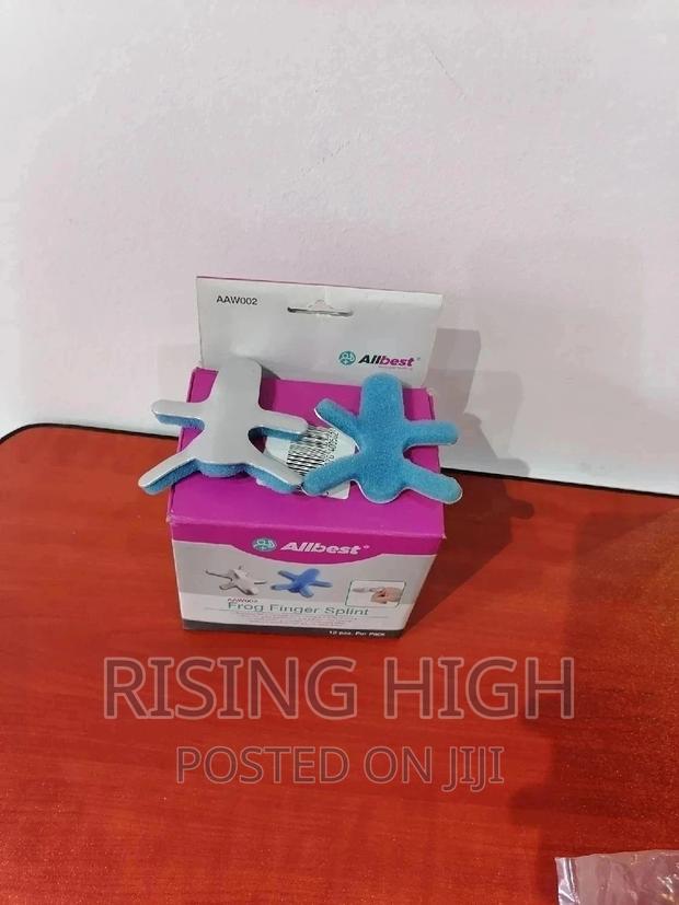 Very Good Quality Frog Finger Splint - main view