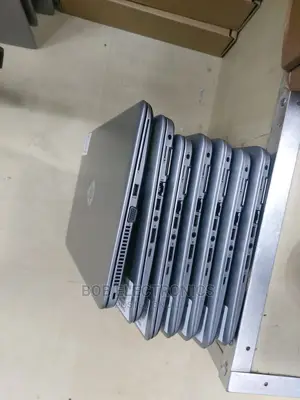 Laptop HP 15-Ra003nia 4GB Intel Celeron 320GB