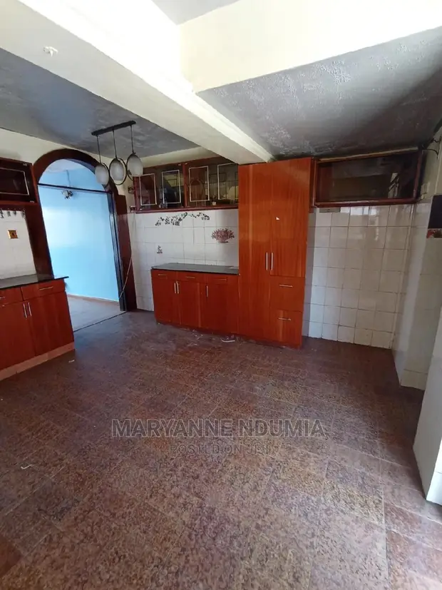 3bdrm Maisonette in South C for Rent
