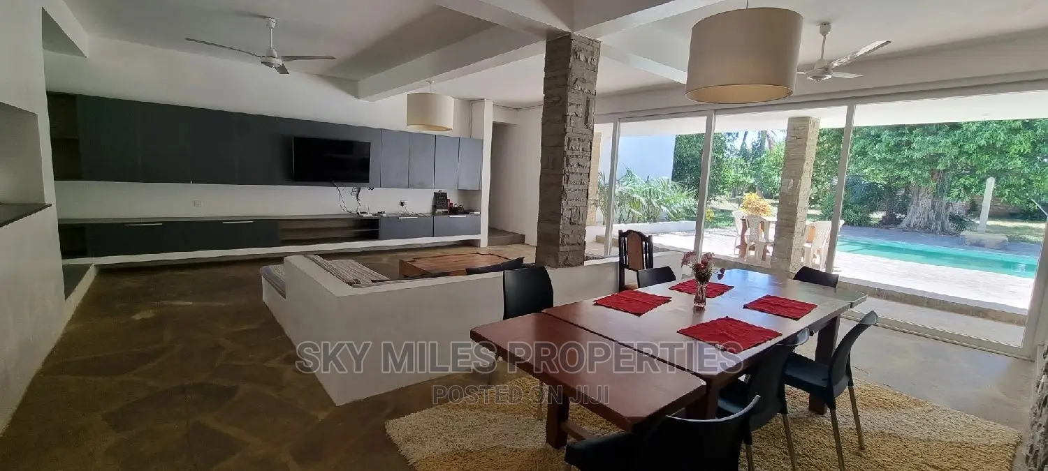 3bdrm Villa in Mtwapa Creekside for Sale