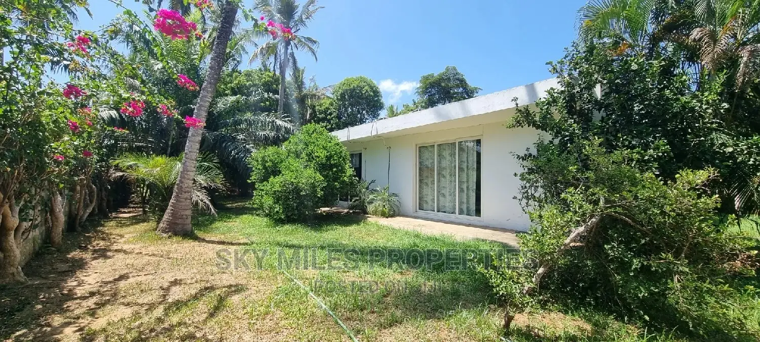 3bdrm Villa in Mtwapa Creekside for Sale