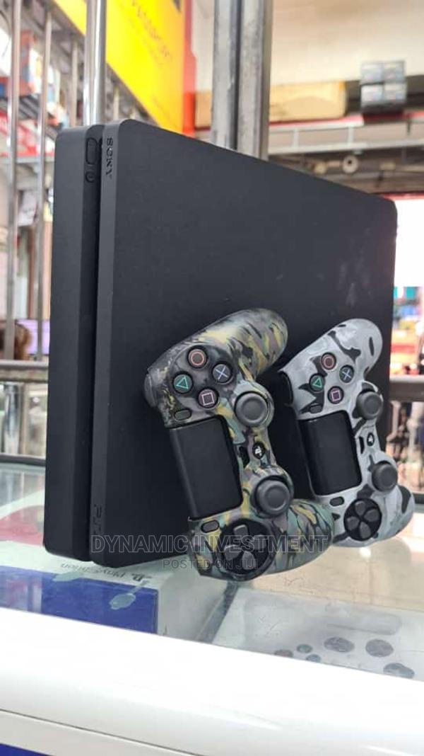 Ps4 Standard Gaming Console - main view