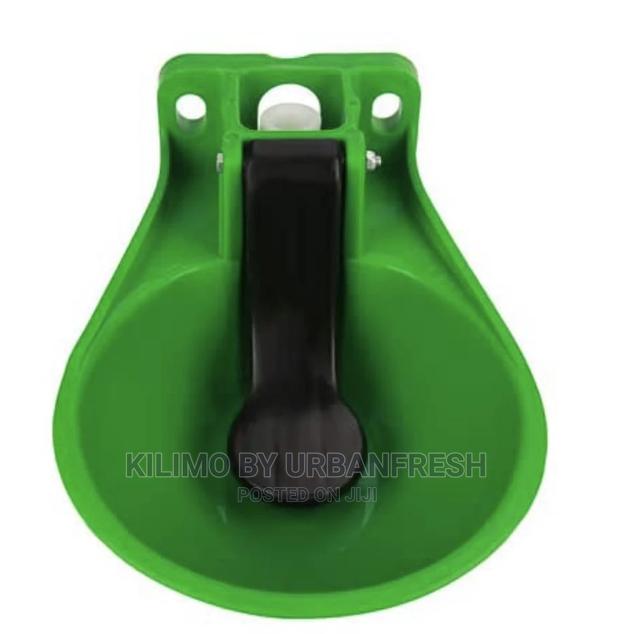 Automatic Cow Bowl Plastic Drinker. - thumbnail 3