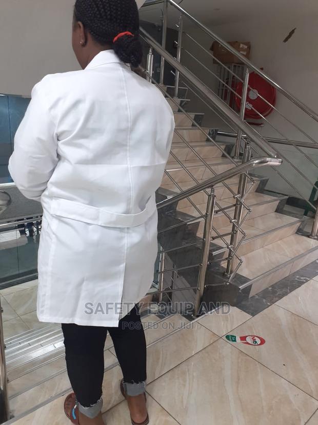 Well Made Lab Coats Available - thumbnail 2