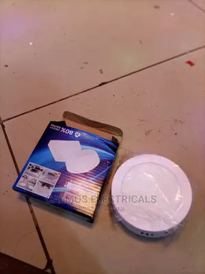 6wts Panel Light Surfaced
