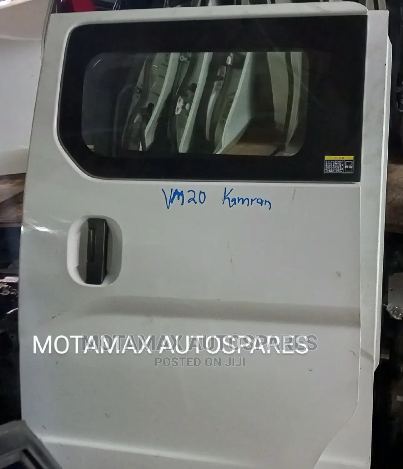 Nissan NV200 Sliding Doors.