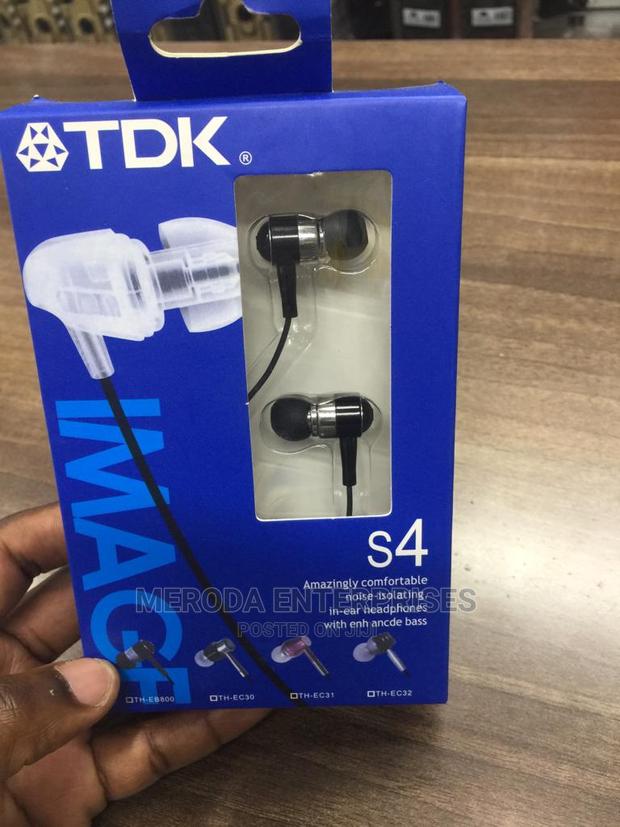 S4 in Ear Earphones - thumbnail 3
