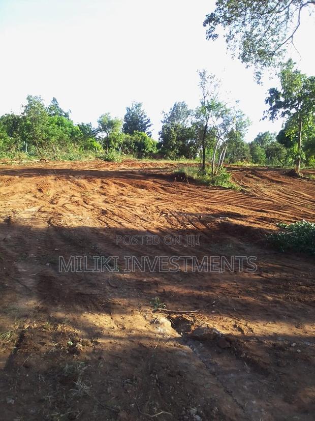 50 By 100 Plots On Sale At Makuyu-kakuzi. - thumbnail 8