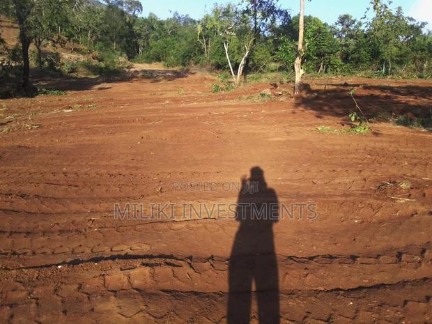 50 By 100 Plots On Sale At Makuyu-kakuzi. - thumbnail 10