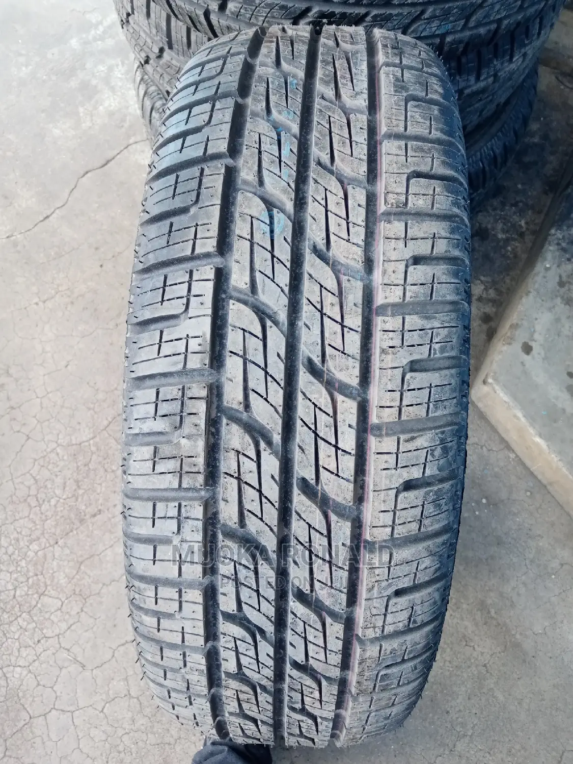 Pirelli Tyre 235/60r18