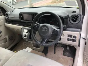 Toyota Passo 2017 White