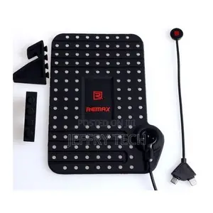 Remax Mobile Holder for Cars With USB Fast Charge