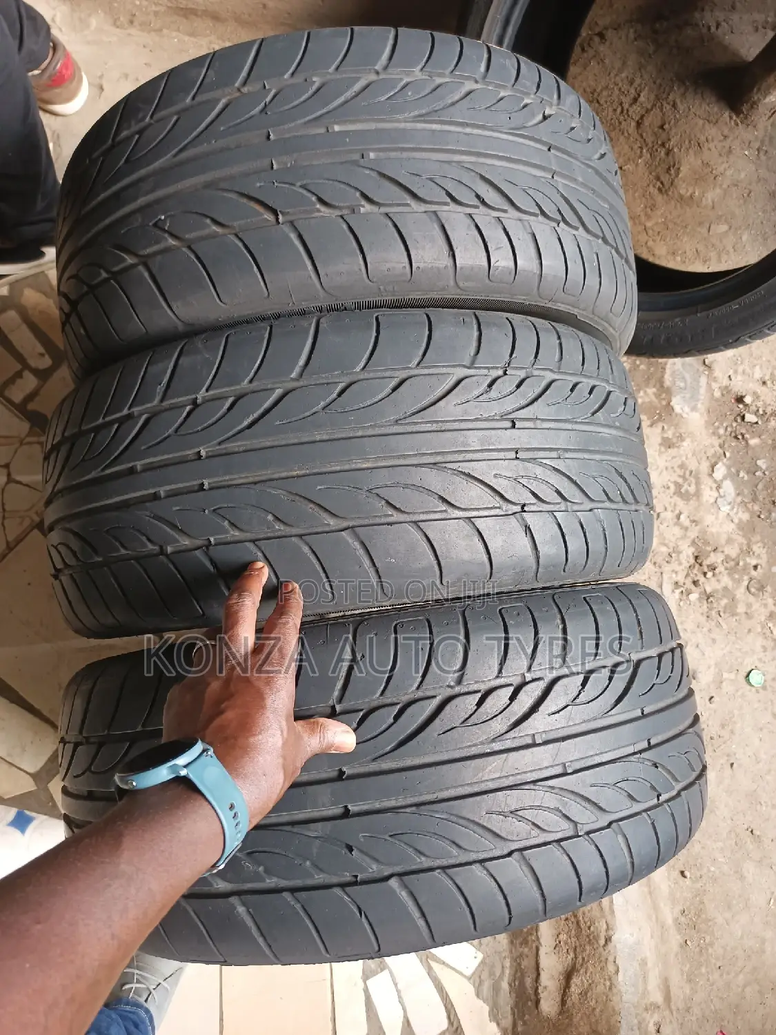 Petromax Tyres Size 225/45r17 Per Pc