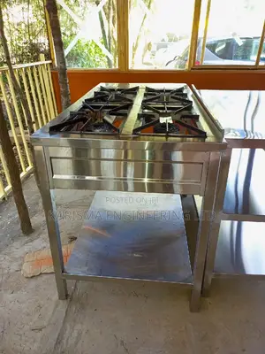 4 Burner Commercial Gas Cooker