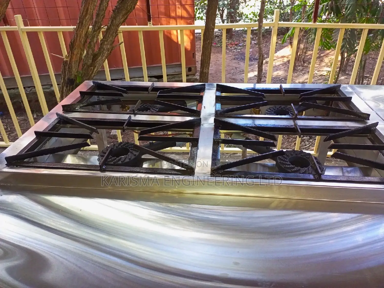 4 Burner Commercial Gas Cooker