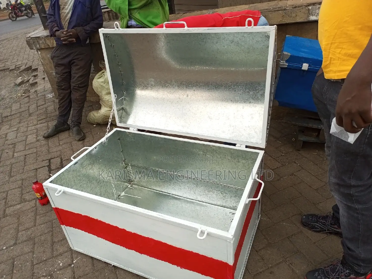 Metallic Meat Box