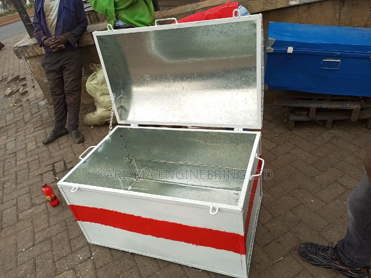 Metallic Meat Box