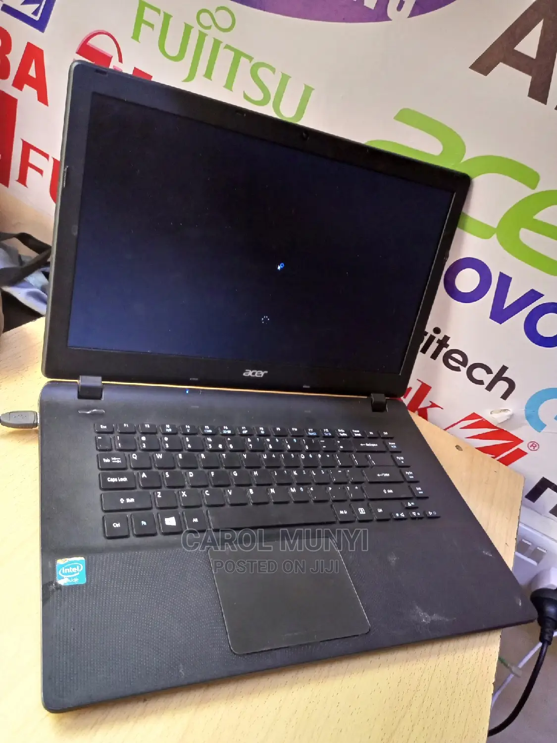 Laptop Acer Aspire 1400 4GB Intel Celeron HDD 500GB
