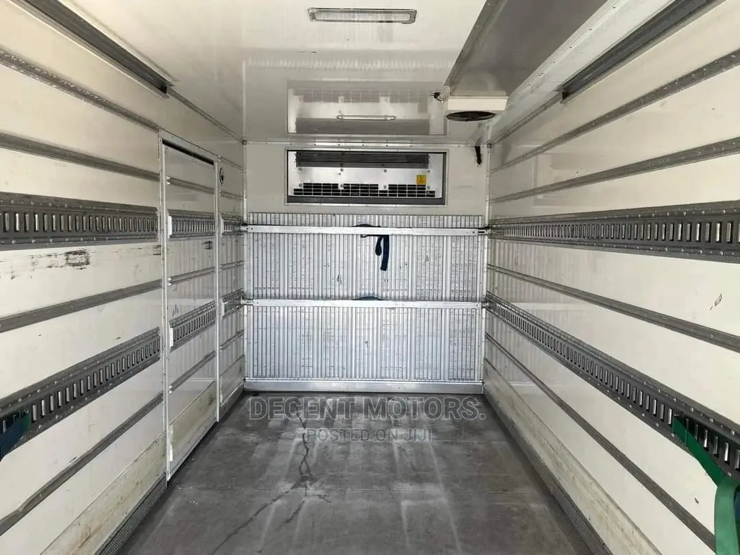 Isuzu Forward Freezer Body