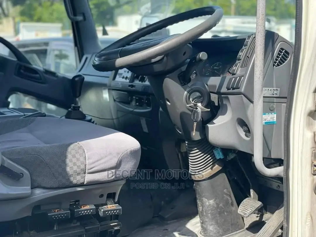 Isuzu Forward Freezer Body