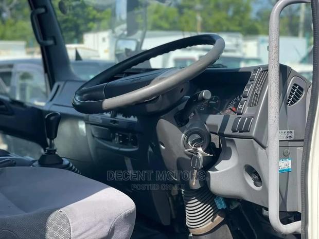 Isuzu Forward Freezer Body - thumbnail 12
