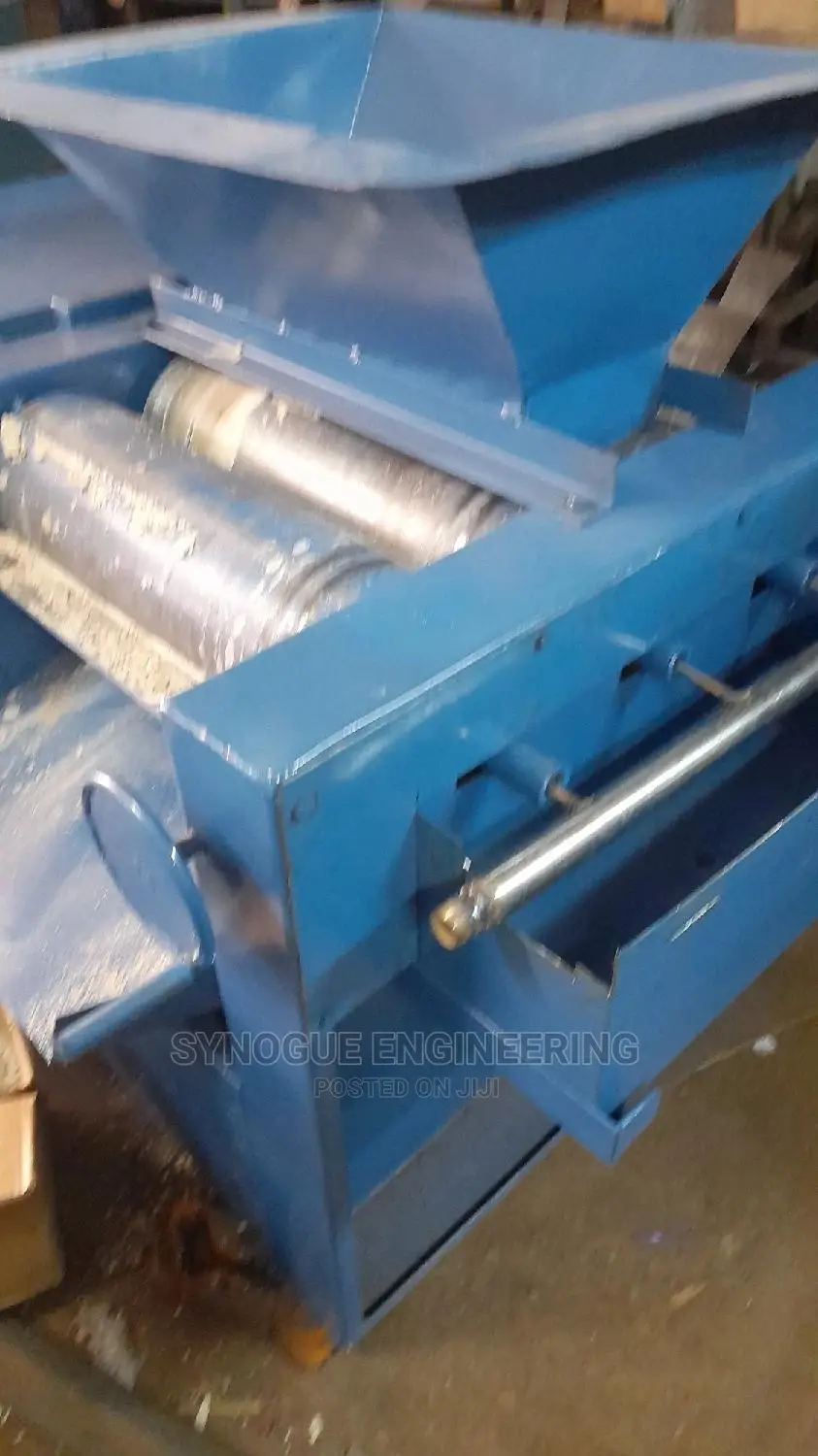 Soap Tripple Roller Mill Machine