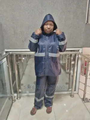 Best Quality Rainsutes at Safety Hub