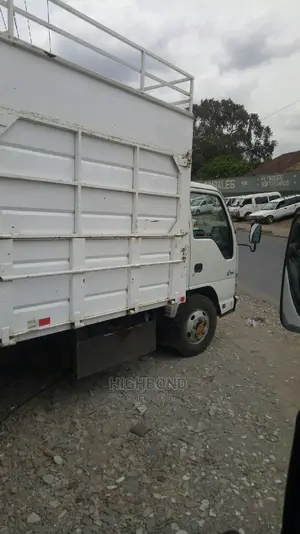 Lorry 3-5tonne for Hire