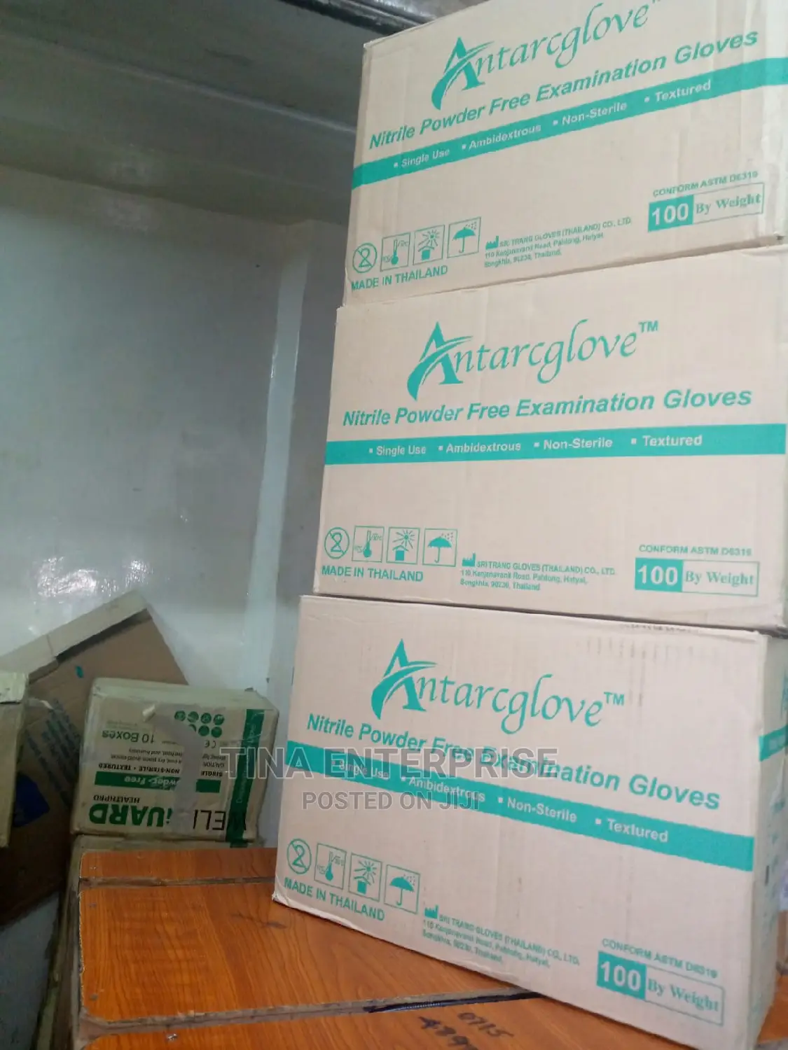 Nitrile Gloves