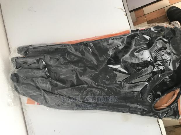 Rubber Gloves - thumbnail 2