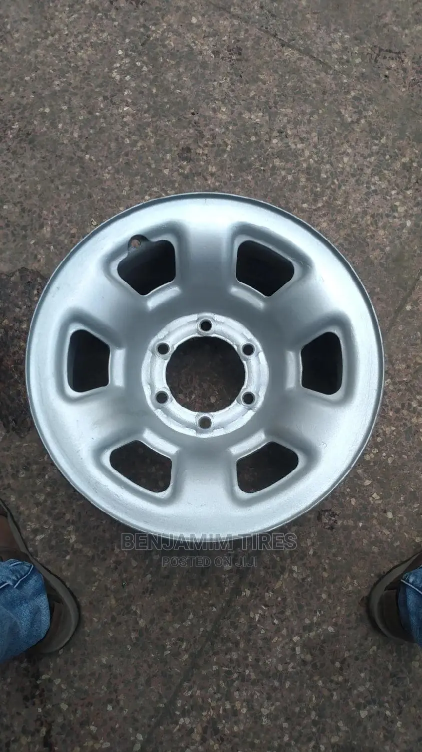 Steel Rims Sizes 16 Inch for Nissan Patrol.