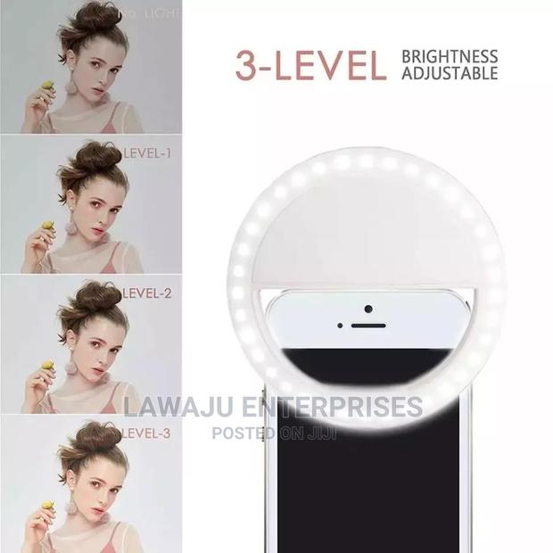 White Selfie Ring Light - thumbnail 2