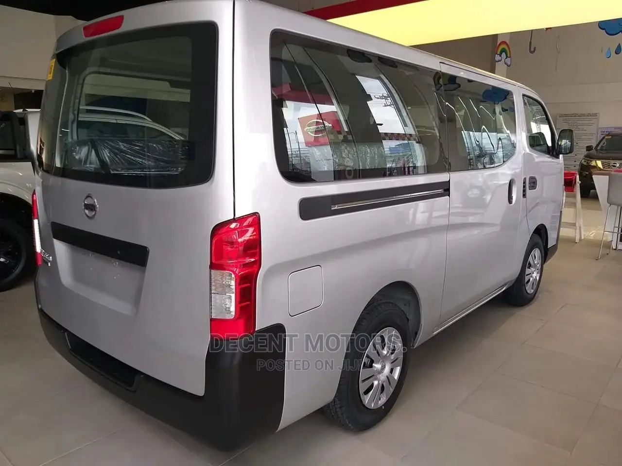 Nissan Caravan 2014 Silver