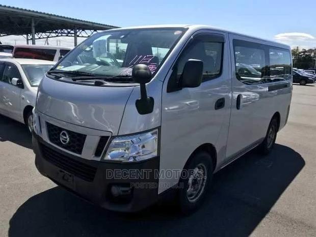 Nissan Caravan 2014 Silver - thumbnail 6