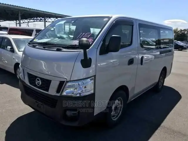 Nissan Caravan 2014 Silver