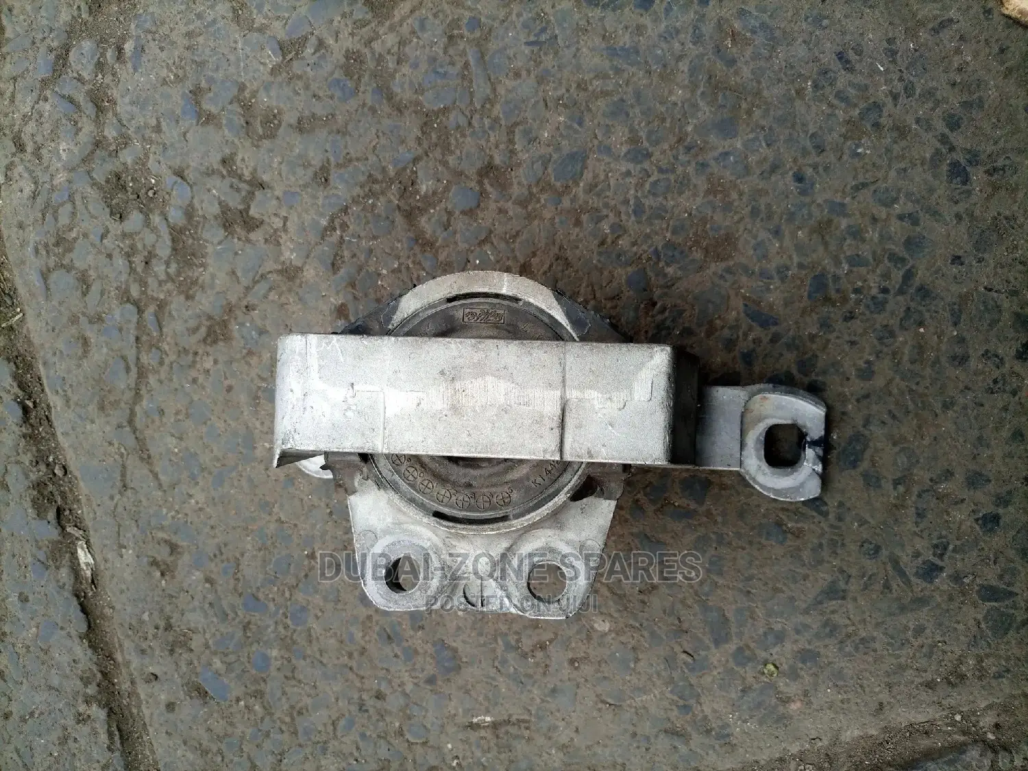 Gear Mount Nissan Lafesta Available.