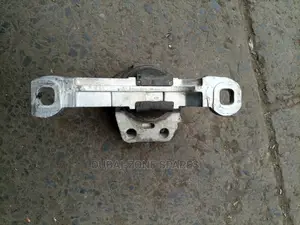Gear Mount Nissan Lafesta Available.