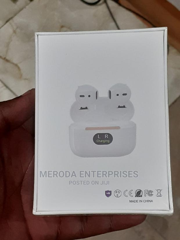 Wireless Bluetooth Headsets - main view