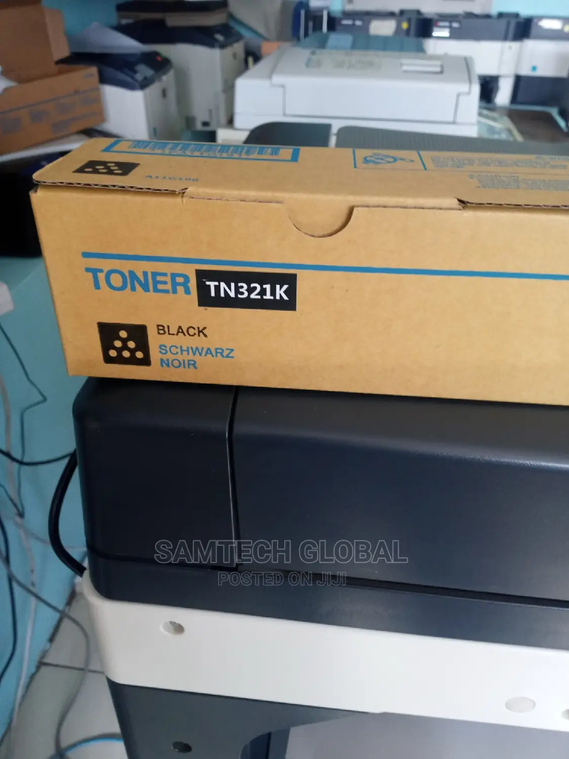 Quality Tn 321 Black Toner on Stock