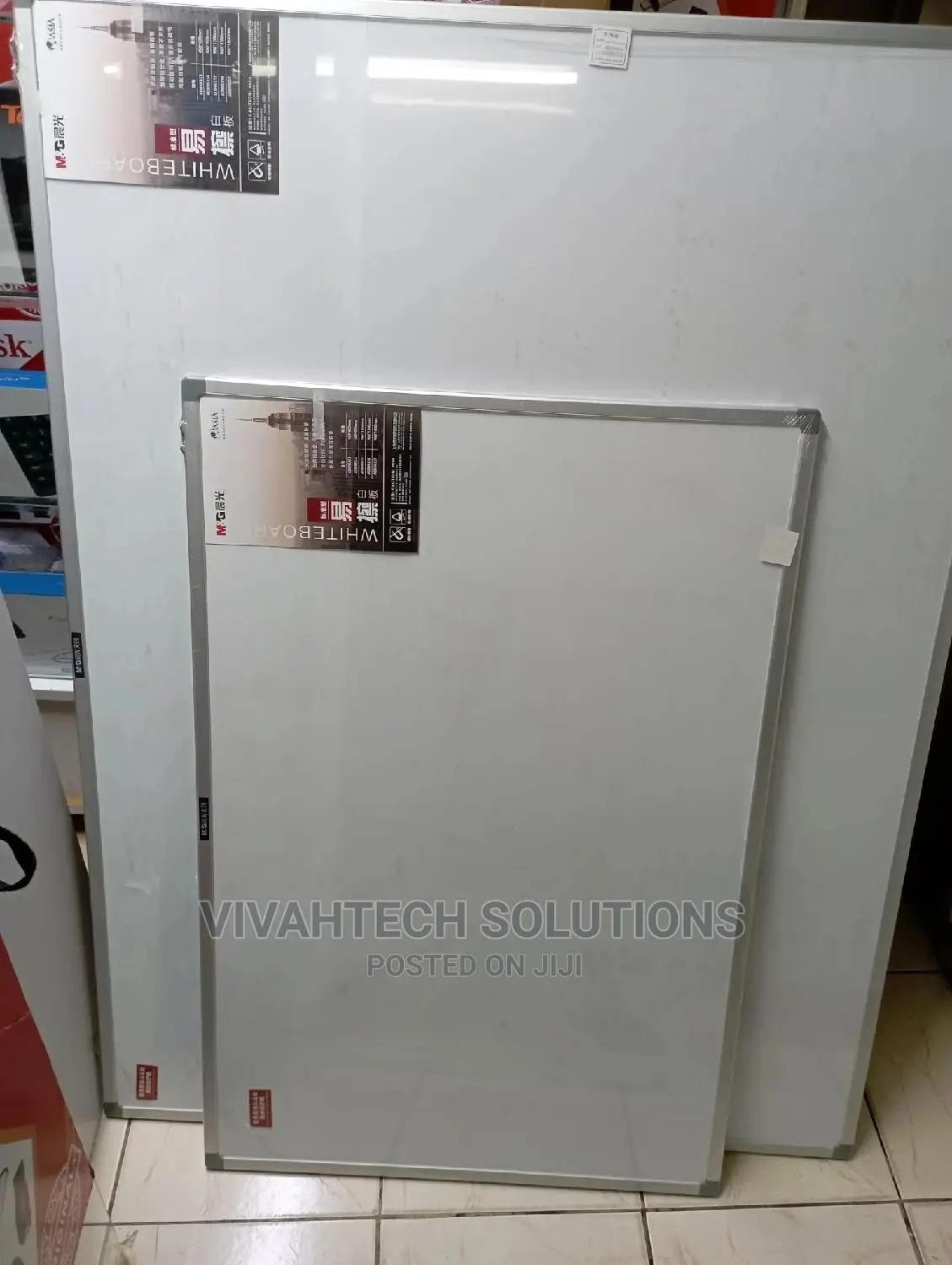 Dry Erase Board 3 by 2 Whiteboard 3*2.(90cm by 30cm.)