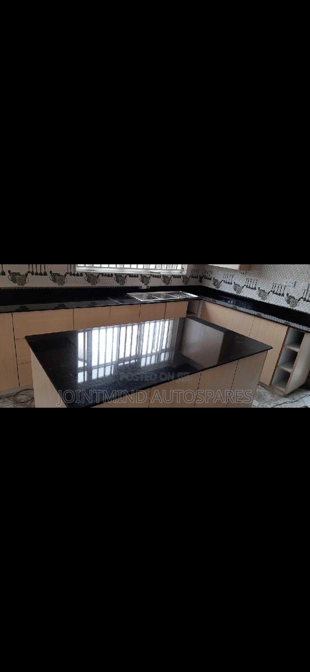 Local Yellow Granite - thumbnail 4