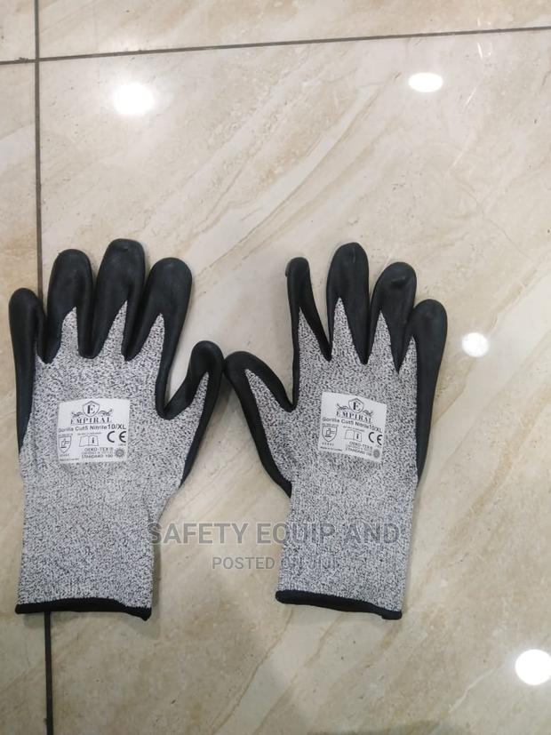 Cut Resistance Gloves(Black White} - main view