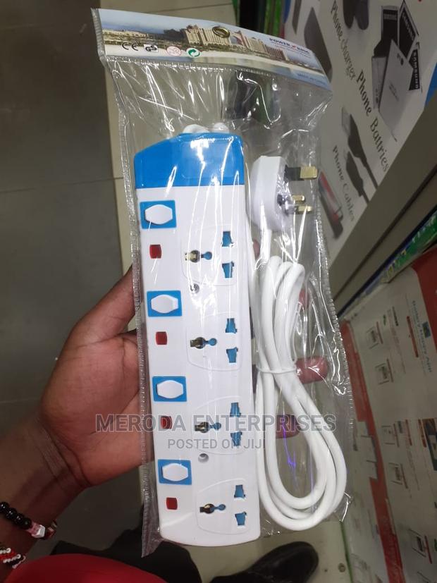 Powerking 4 Ways Extension - main view