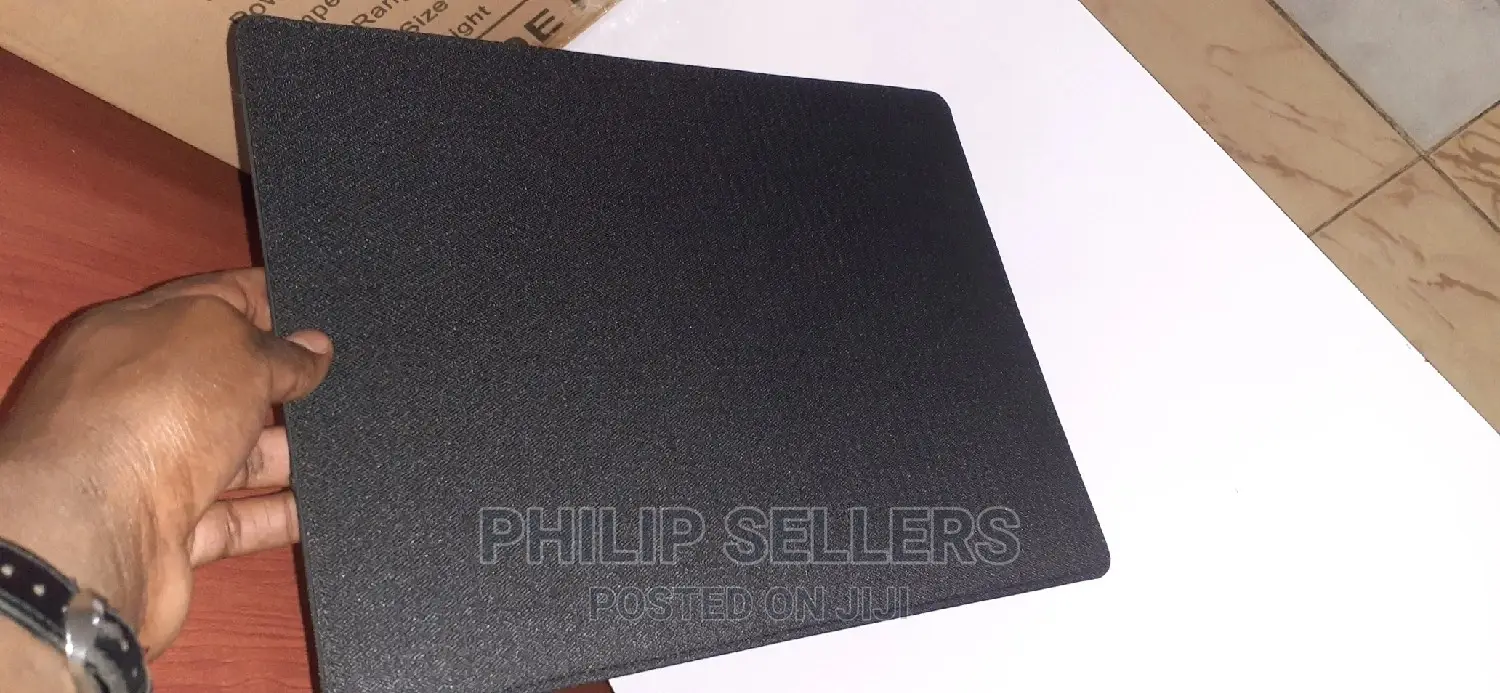 Wiwu Blade Sleeve for 
13inch