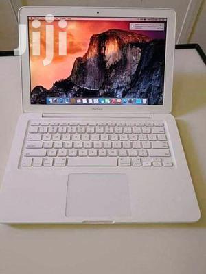 Laptop Apple MacBook 4GB Intel Core 2 Duo HDD 320GB