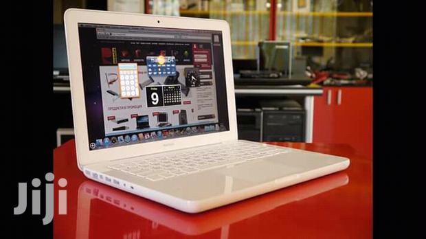 Laptop Apple MacBook Pro 4GB Intel Core 2 Duo HDD 320GB - thumbnail 2