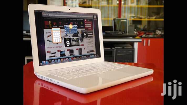 Laptop Apple MacBook Pro 4GB Intel Core 2 Duo HDD 320GB