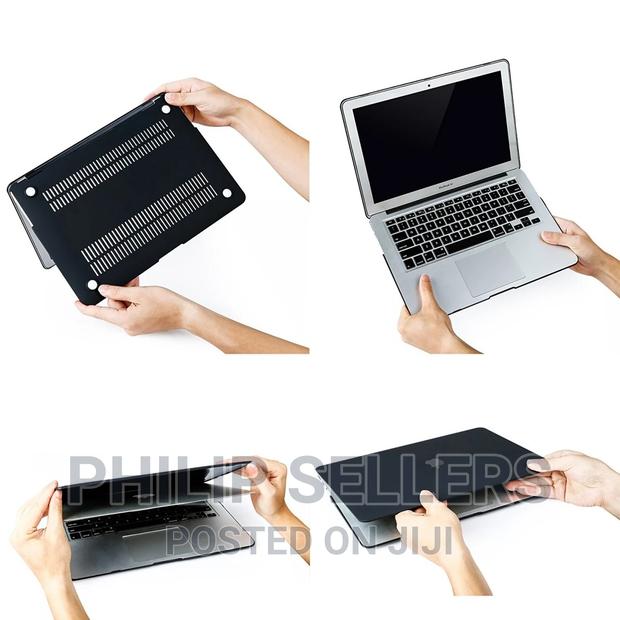 Incase Hardshell Case for Macbook Pro