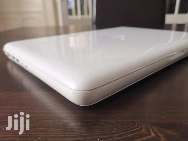 Laptop Apple MacBook 4GB Intel Core 2 Duo HDD 320GB - thumbnail 3